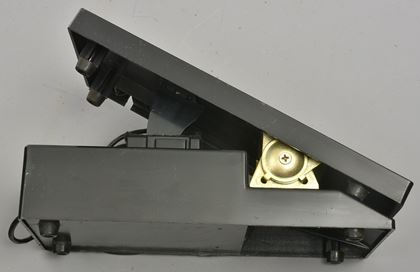 Unknown-Volume pedal, 5 pin DIN (opto?)